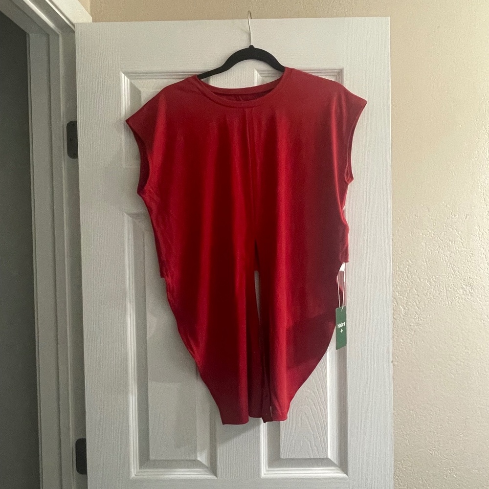 Halara Flutter Sleeve Crossover Hem Tee | Size M Red “Emboldened”